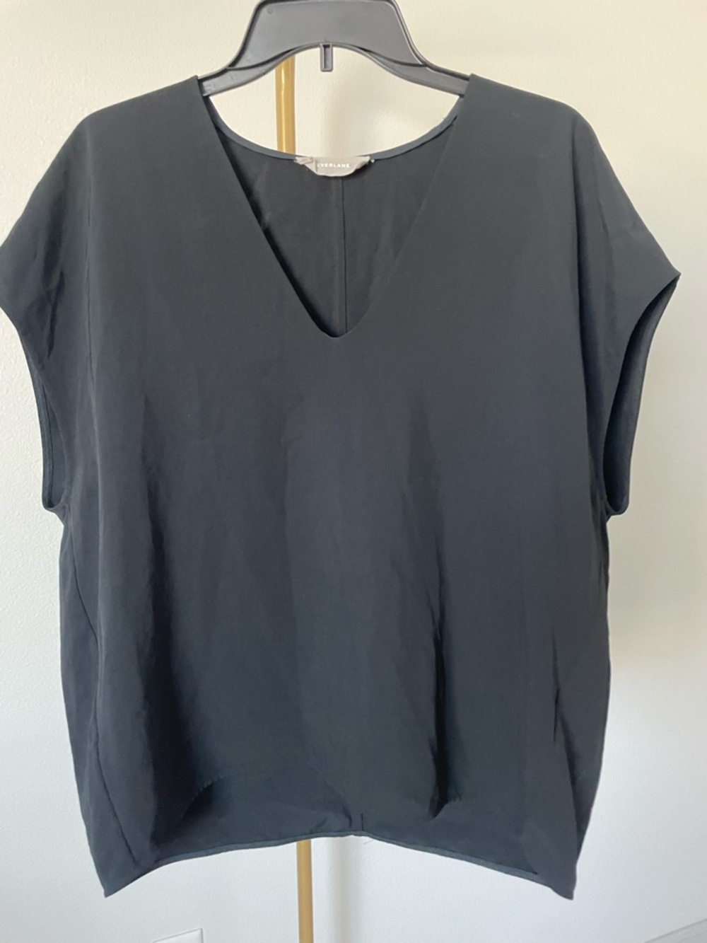 Everlane Japanese Goweave Relaxed V-Neck Black Top Size 14/XL